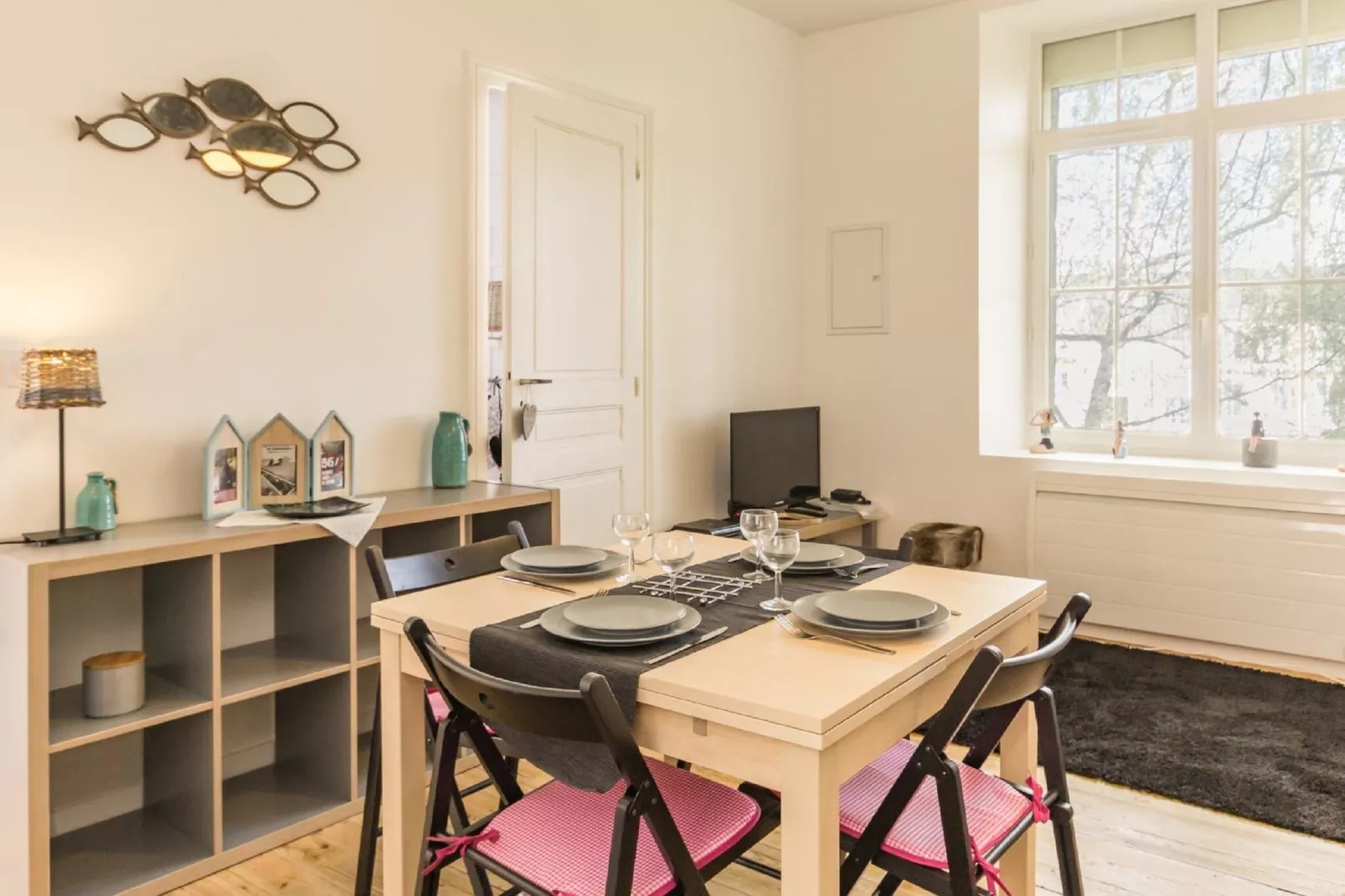 Le 39-Dining room