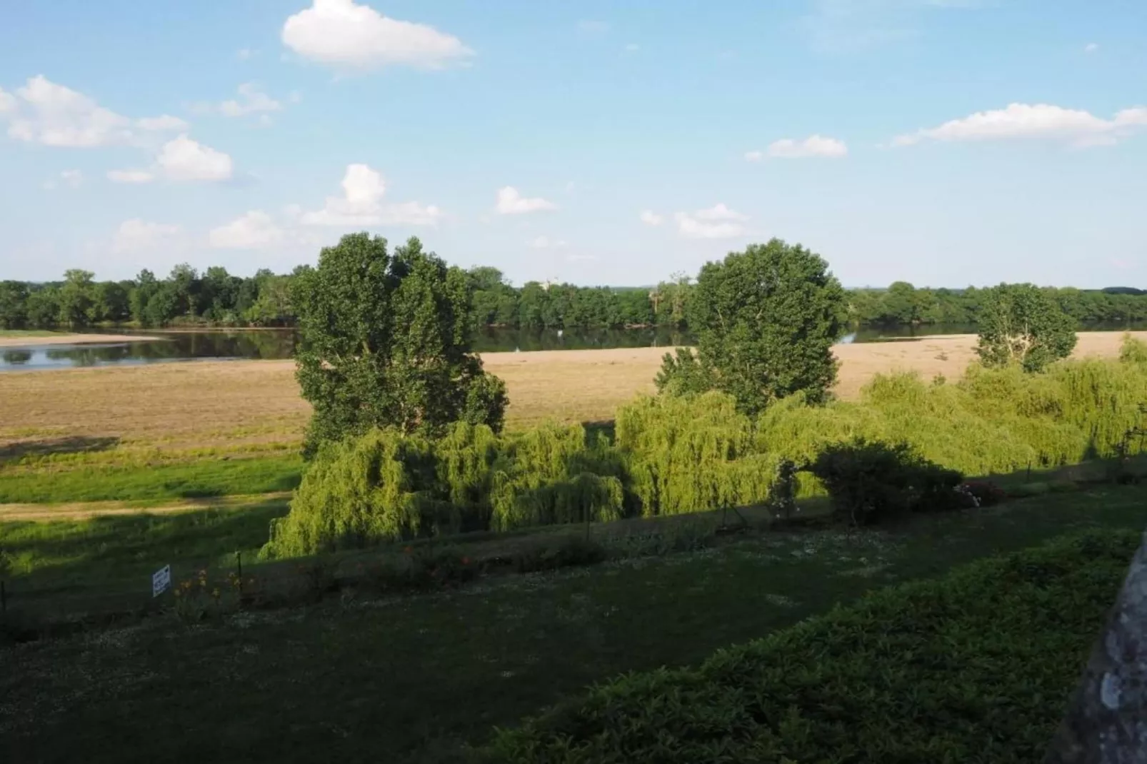 Maison de vacances Brion-Zones été à 5 km