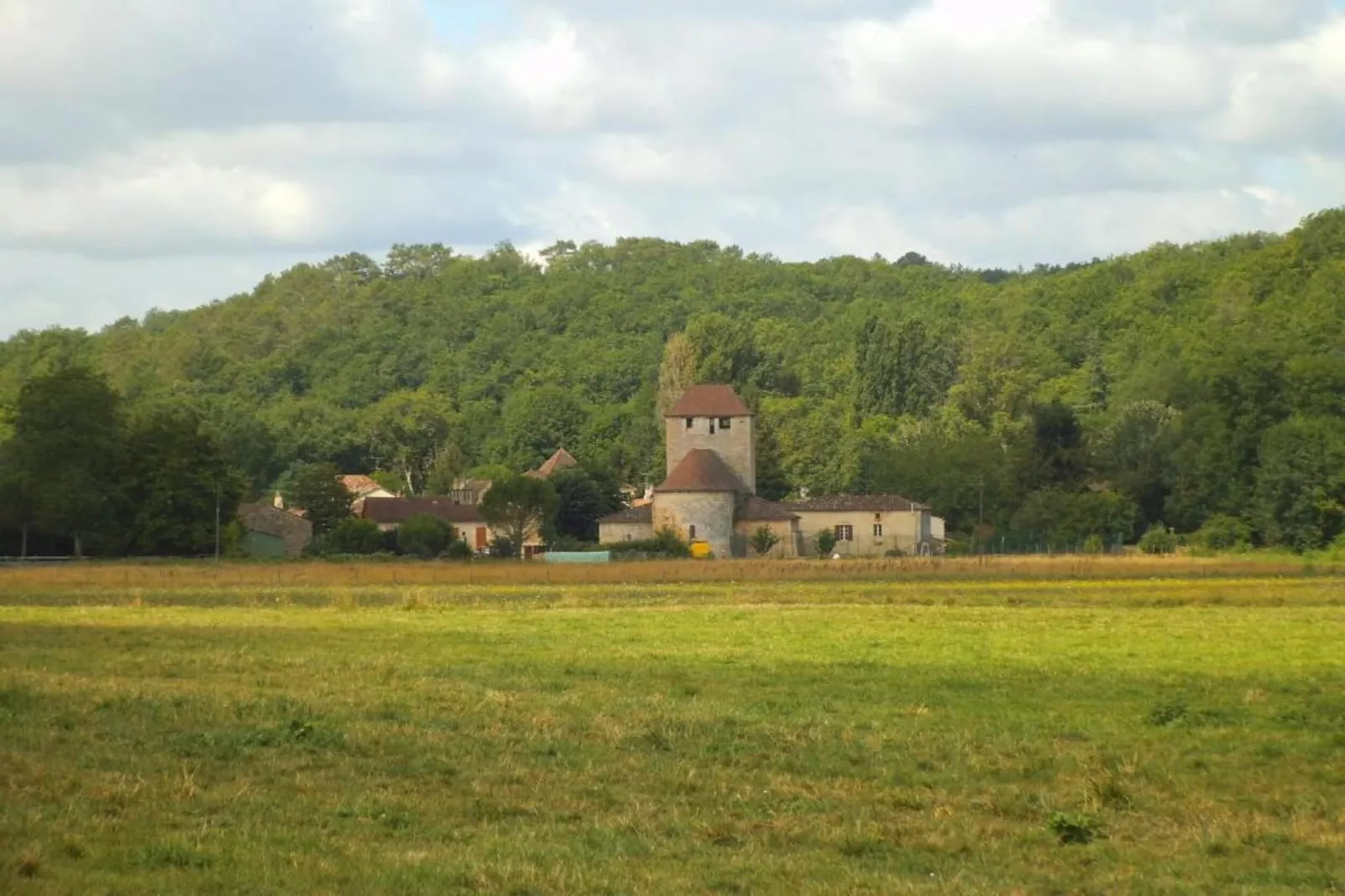 Rayon Vert-Areas within 20km in summer