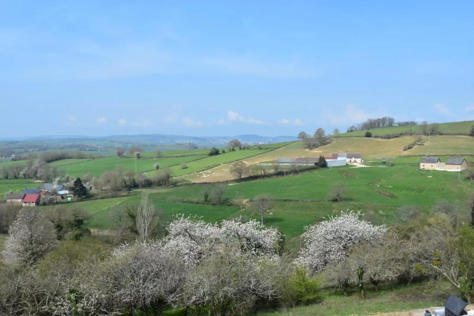 Gite 6 pers Bellevue - Le-Chardonneret-Zones été à 20 km
