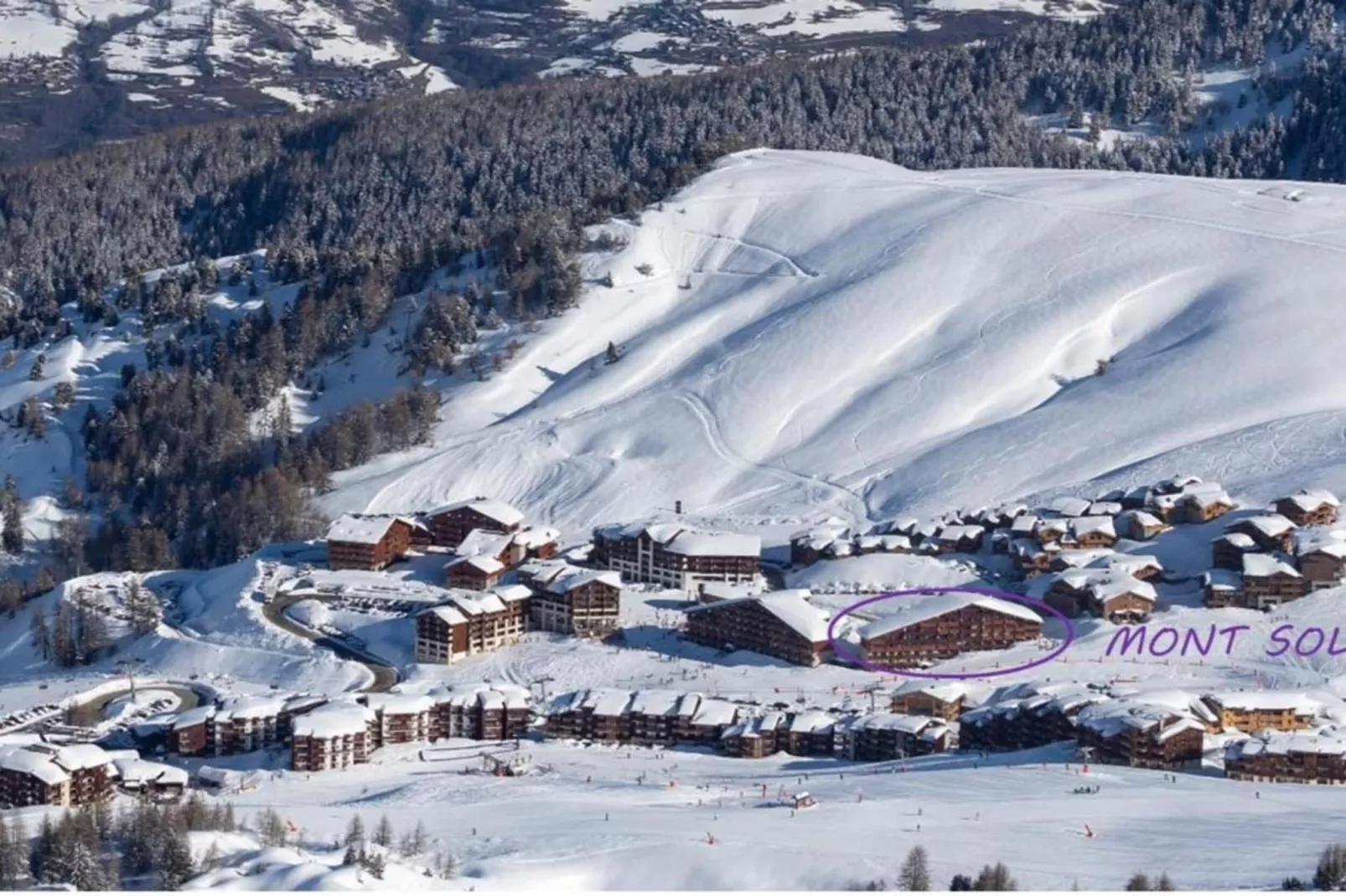 Résidence Prestige Front de Neige 1-Area within 20km in winter