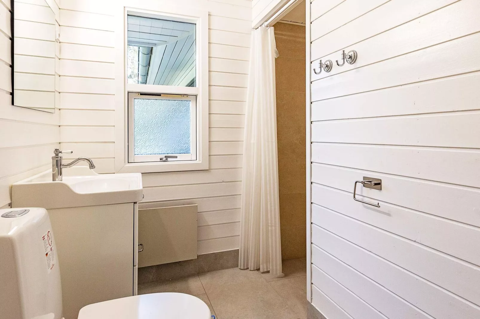 10 person holiday home in Væggerløse-By Traum-Indoor