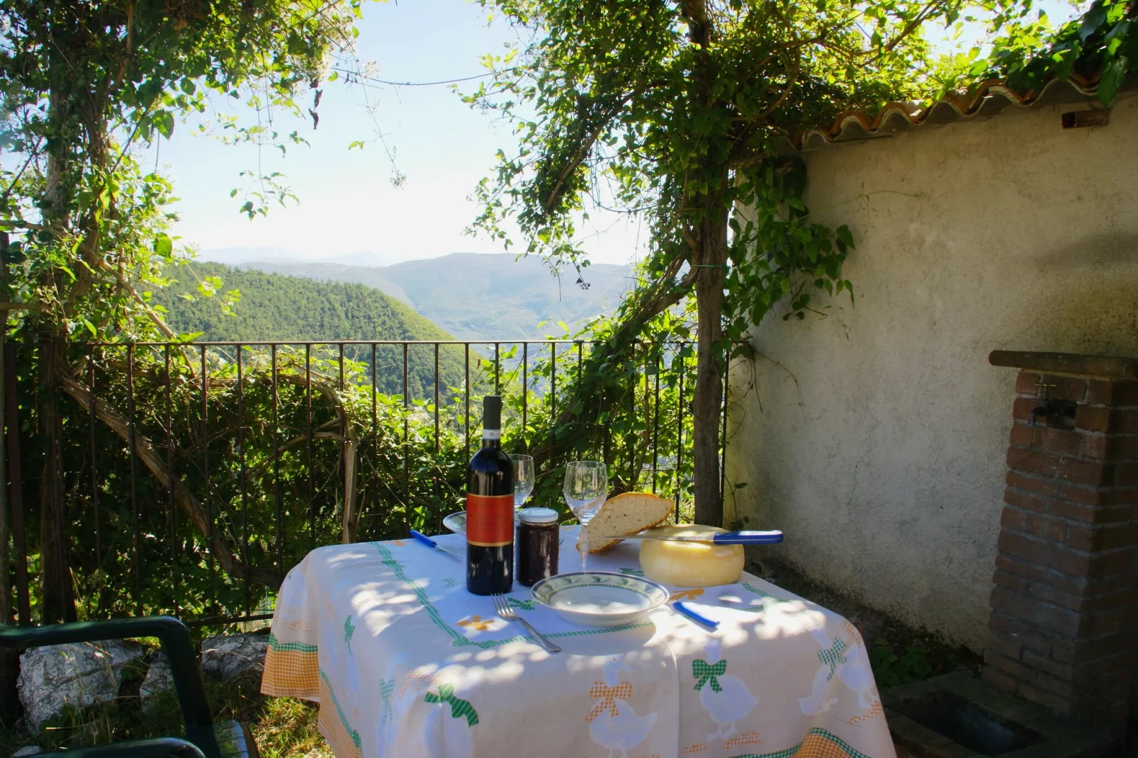 Fonni Grande-Terrasse/Balkon