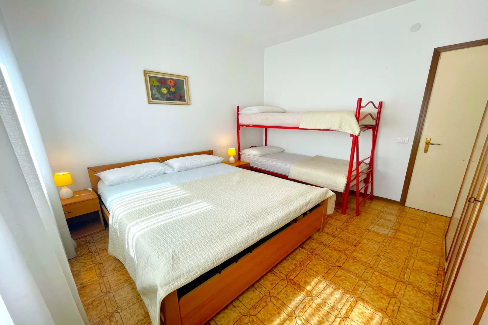 RAFFAELLO 1 int 3 tipo C  con piscina-Chambre