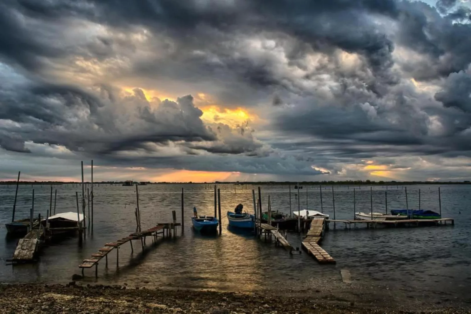 Ceseta 3 - Areas within 1km in summer