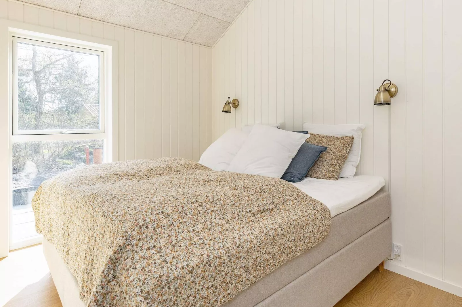 10 person holiday home in Blåvand-Indoor