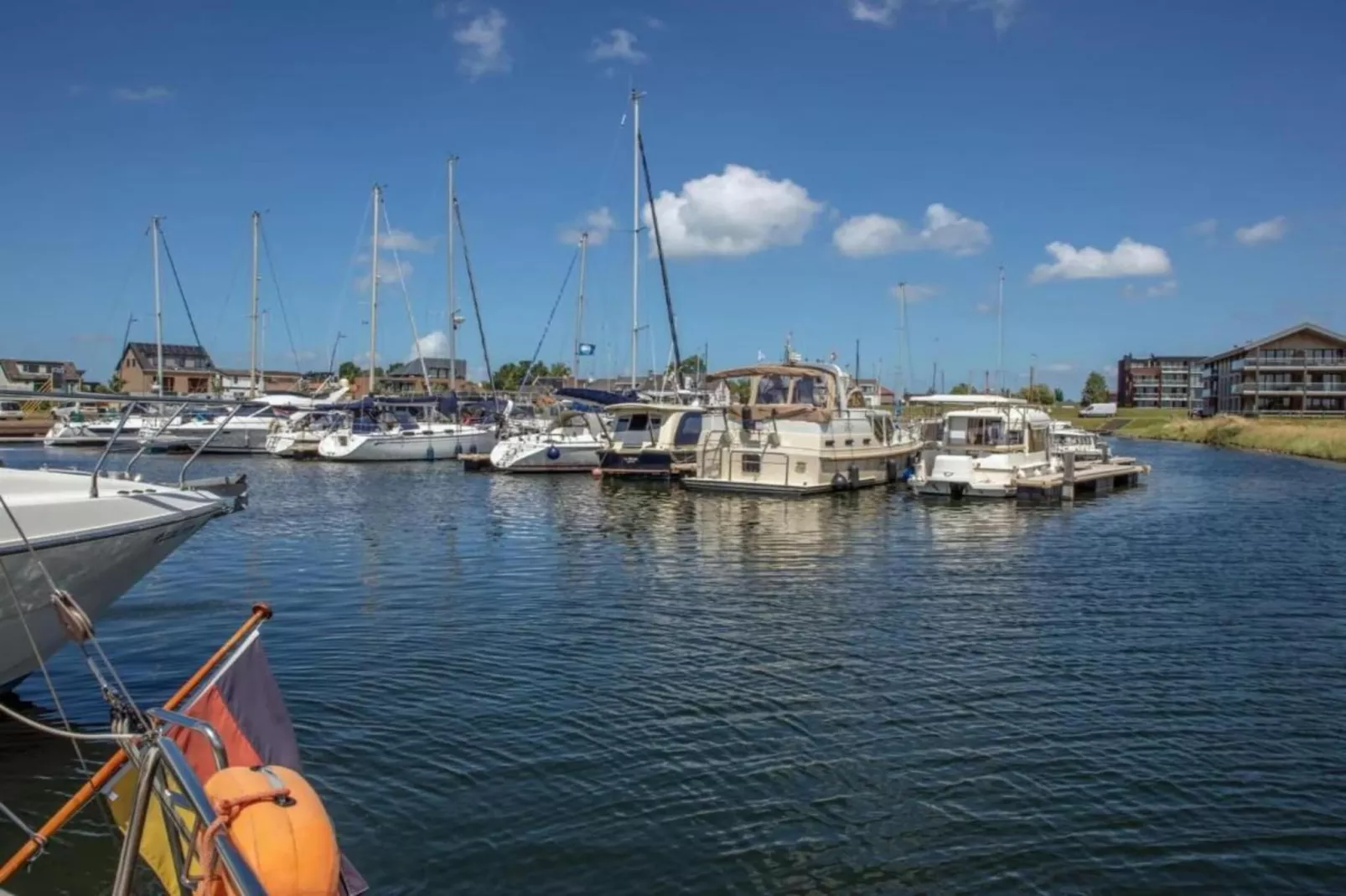 Domein het Camperveer Veerse Meer 4-Areas within 5km in summer