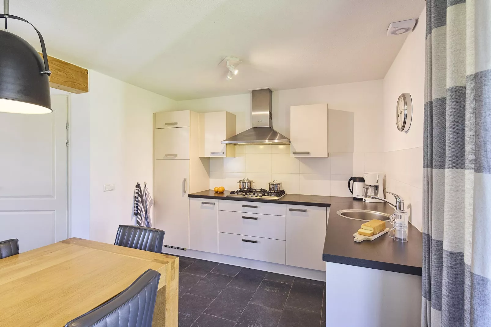 Buitenhof De Leistert 12-Cuisine