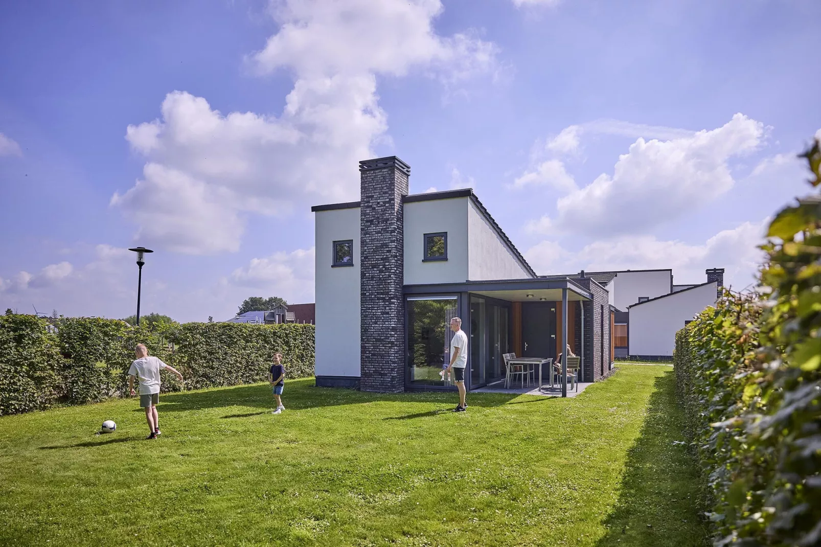 Buitenhof De Leistert 19-Exterior in summer