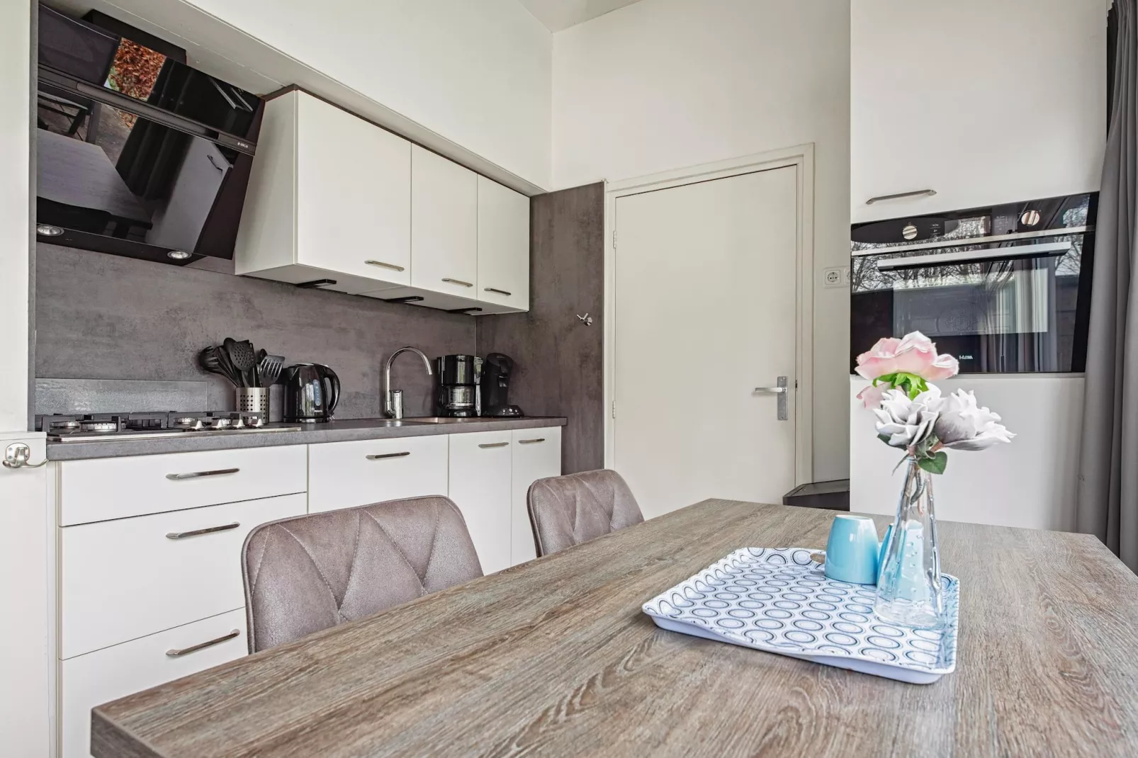 Bungalowpark Schin op Geul 3-Kitchen
