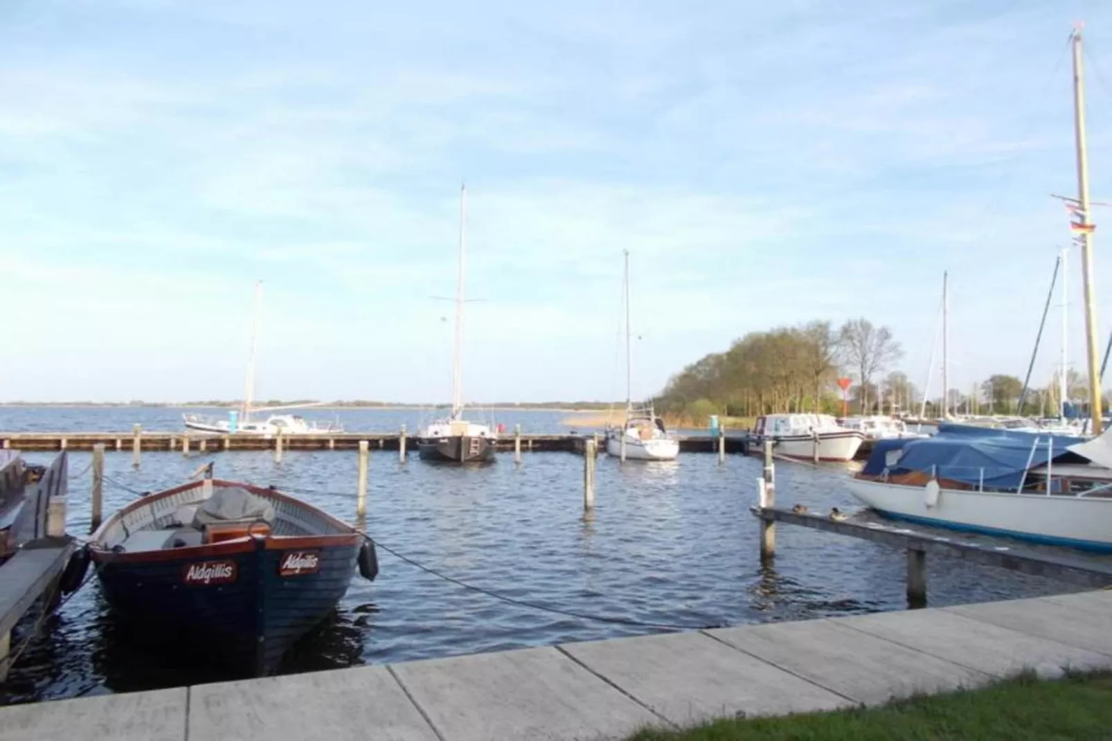 Huize Lewis-Areas within 5km in summer