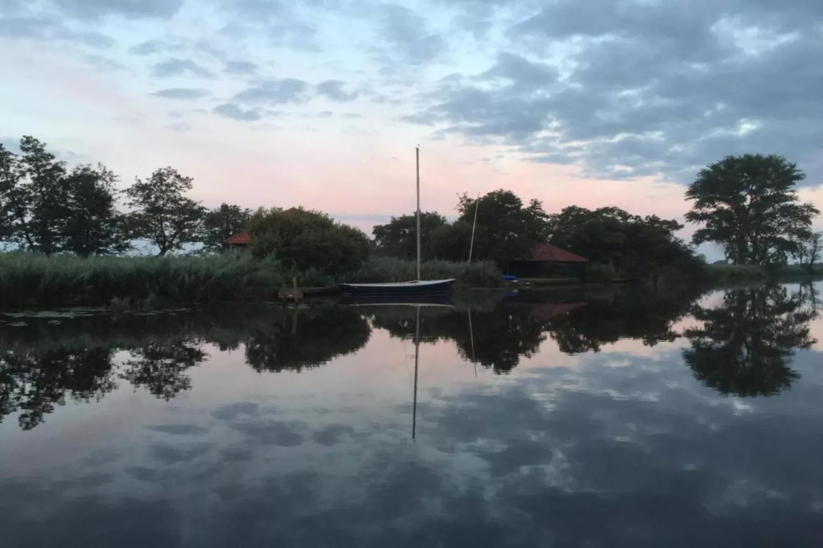 Houseboat 'de Valreep' met tuin - Paviljoenwei 2-Areas within 5km in summer