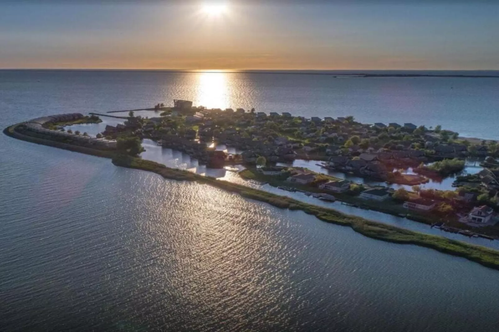 Beach Resort Makkum 20-Areas within 5km in summer