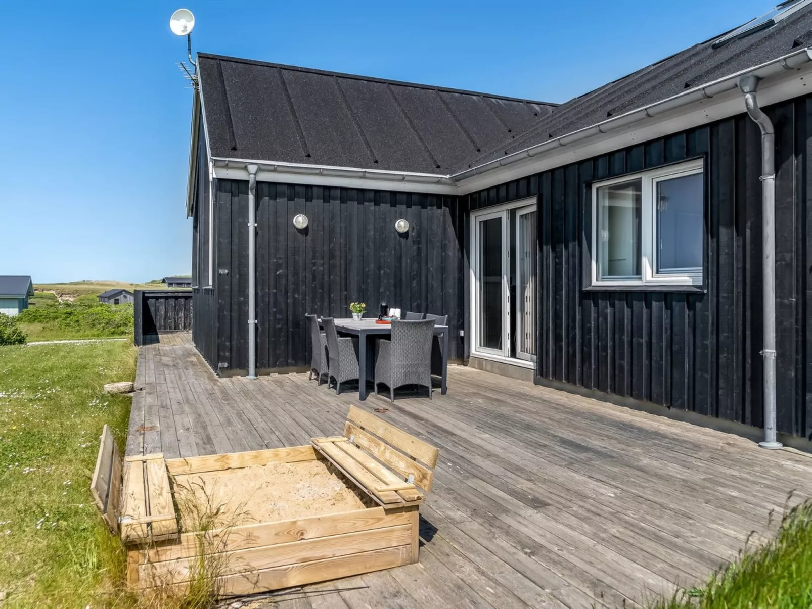 "Gynther" - 150m from the sea-Draußen