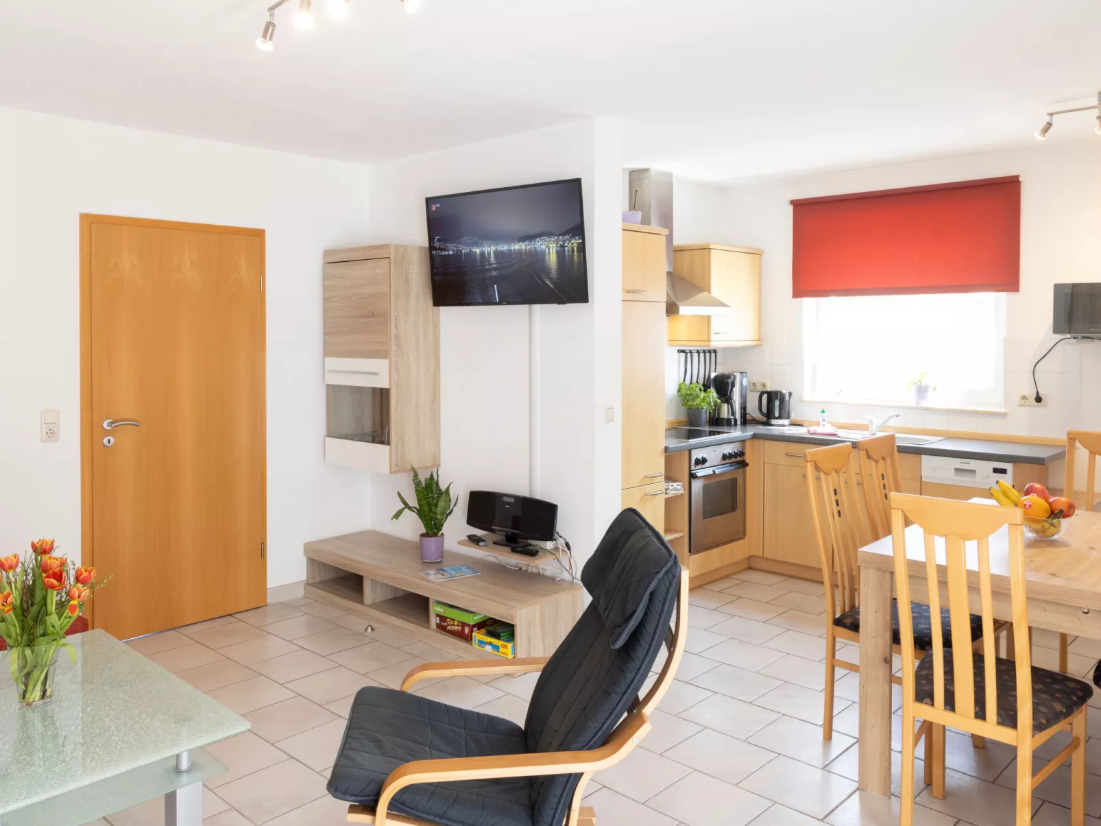 Gartenstraße-Inside