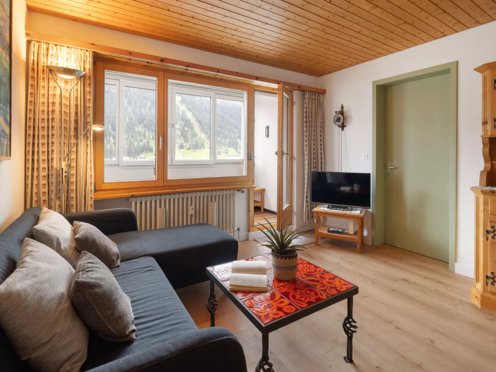Apartmen Nölly-Drinnen