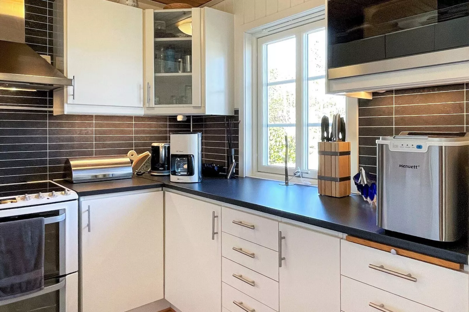 6 person holiday home in KUNGSHAMN-By Traum-Indoor
