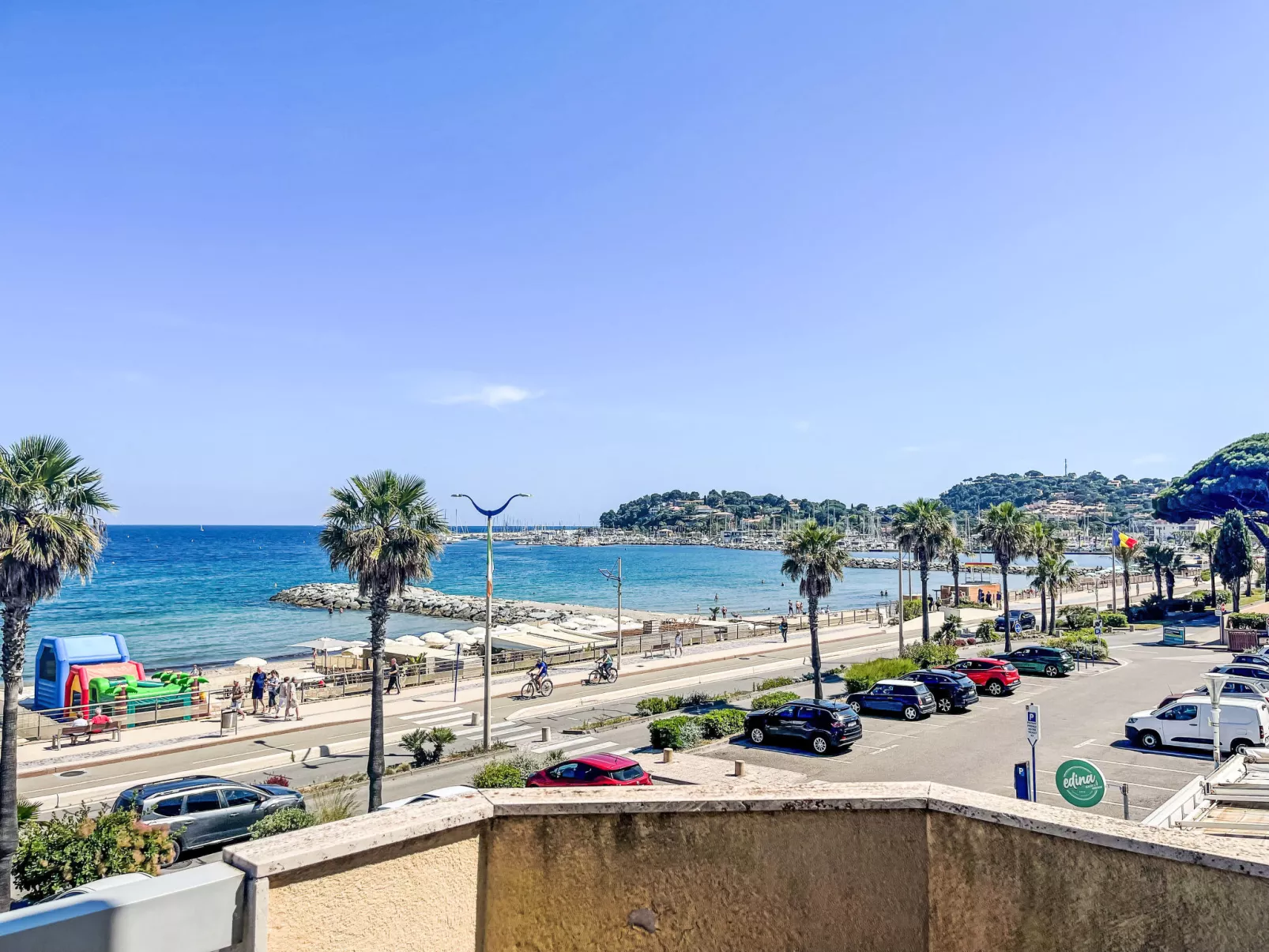 Le Palazzo del Mar-Outside