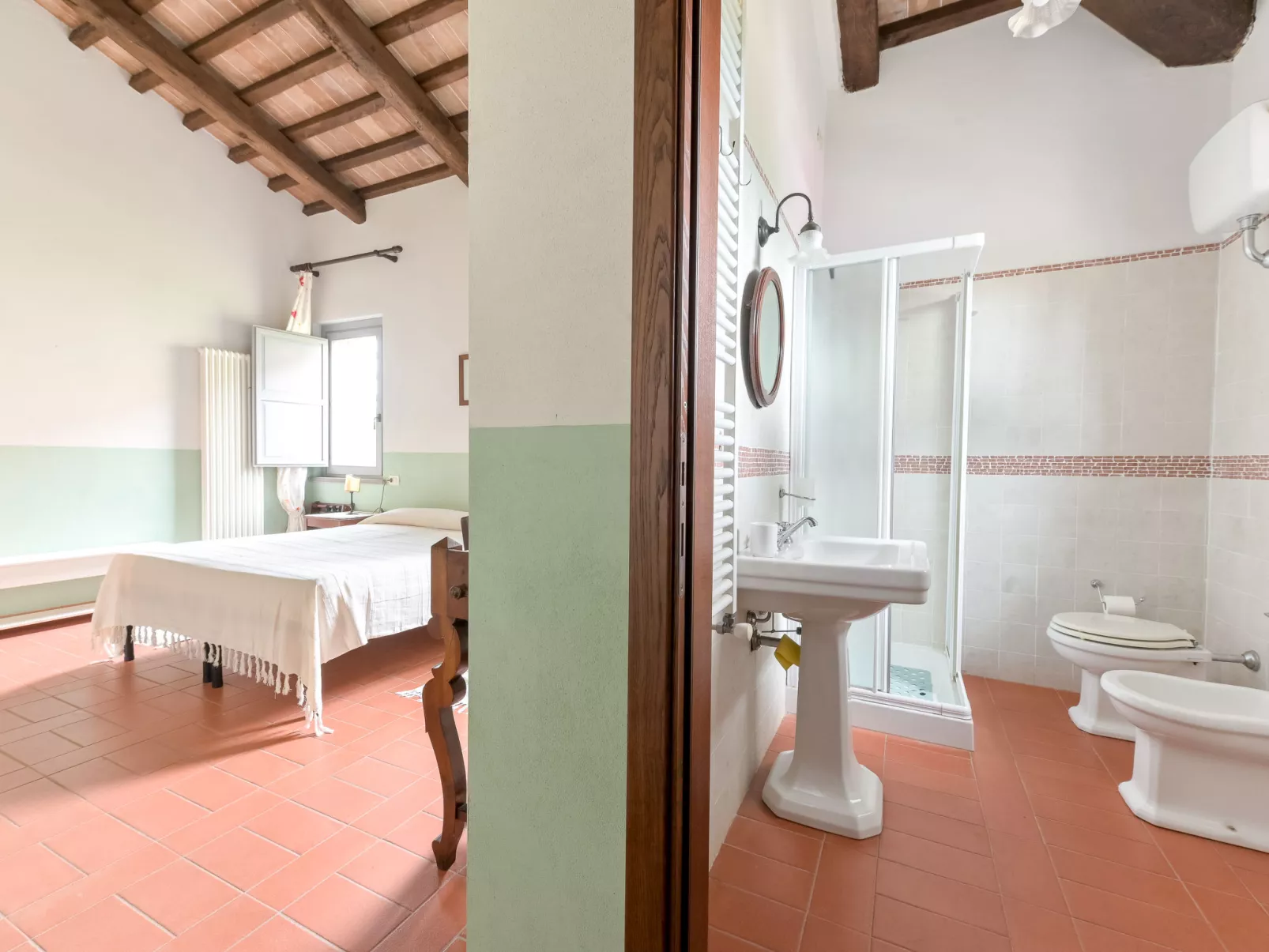 Casa dell'Arco-Inside