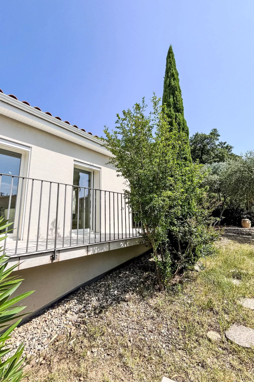 Villa Montes-Draußen
