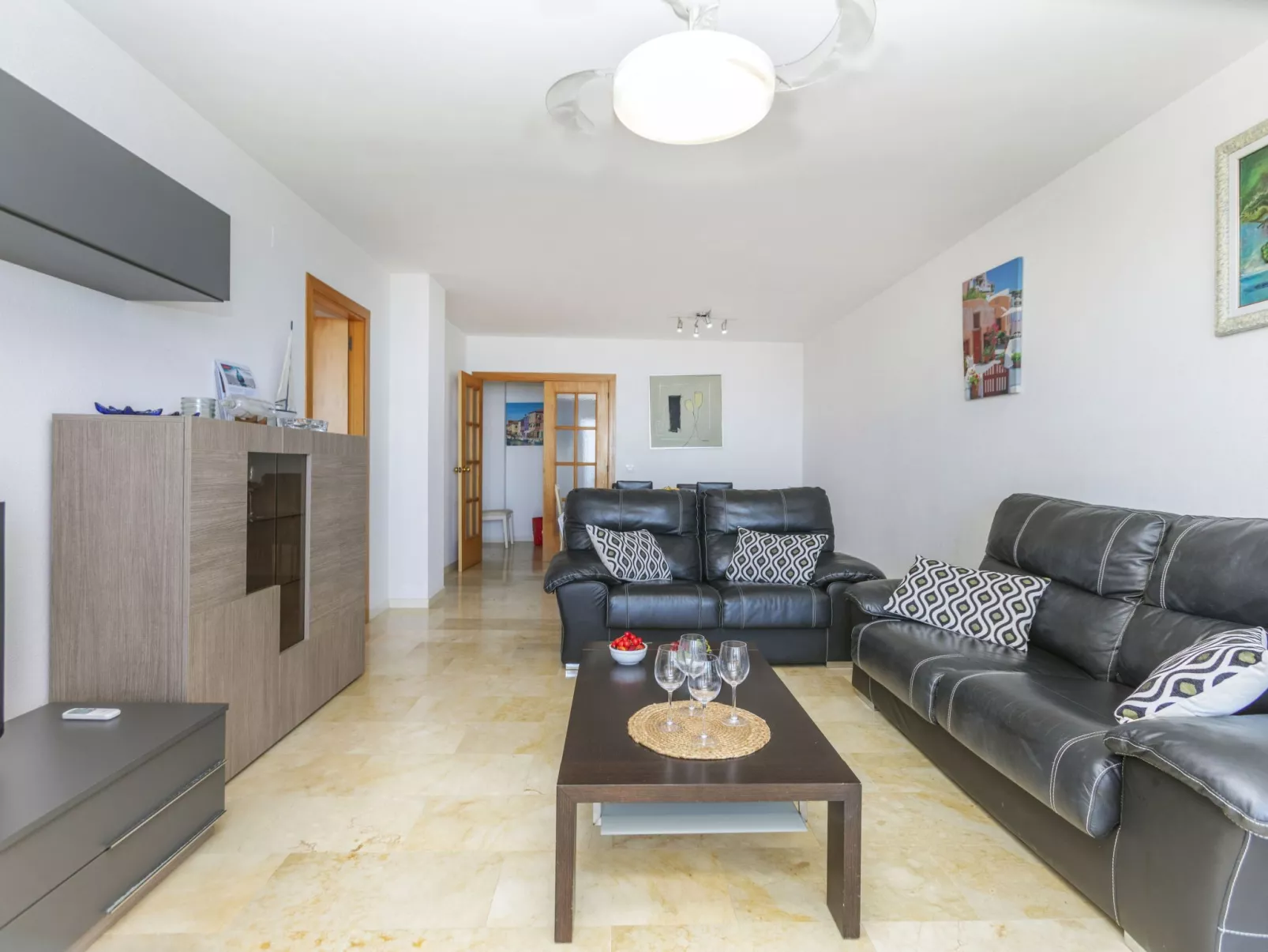 Blanes Playa-Inside