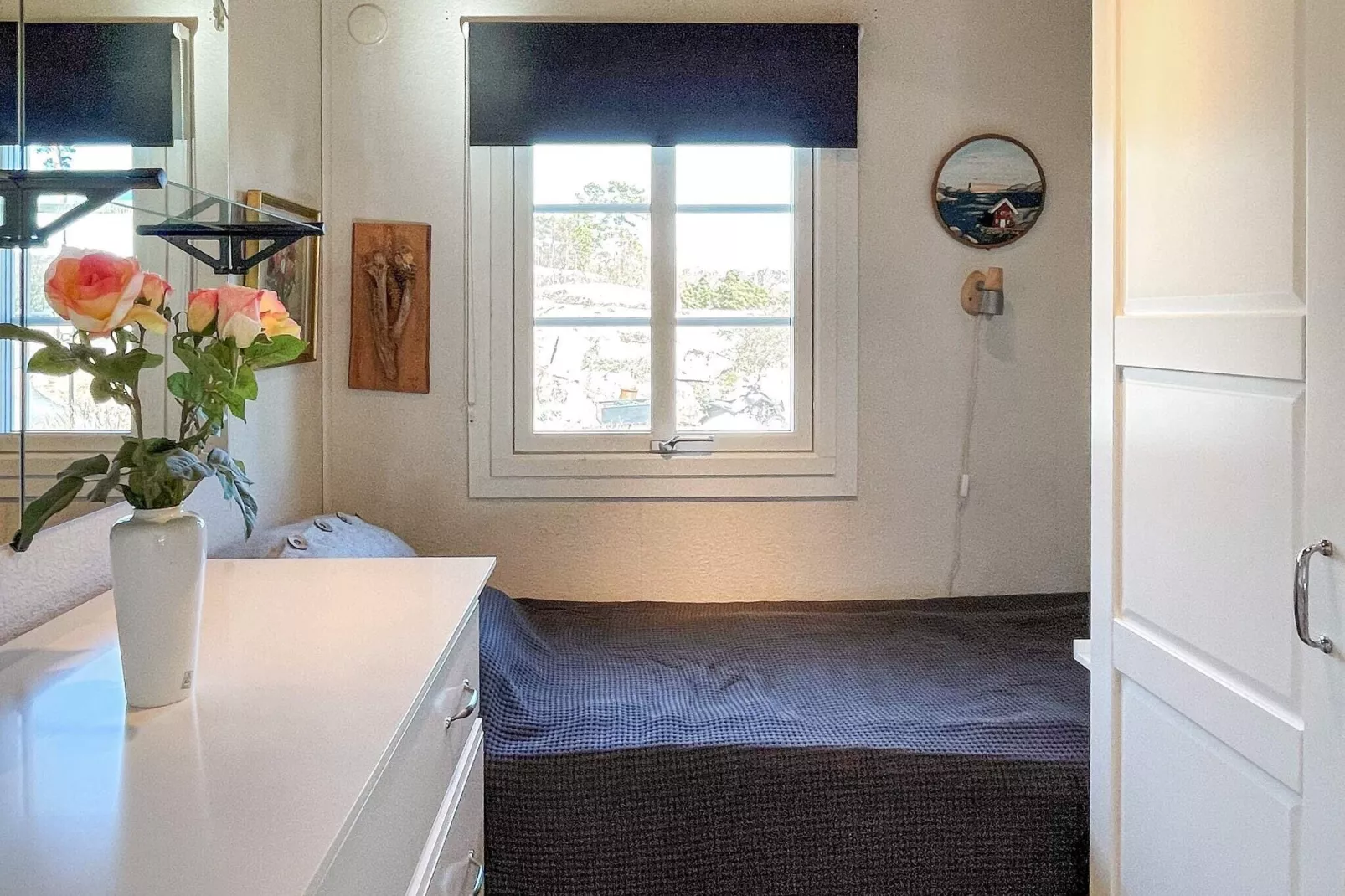 6 person holiday home in KUNGSHAMN-By Traum-Indoor