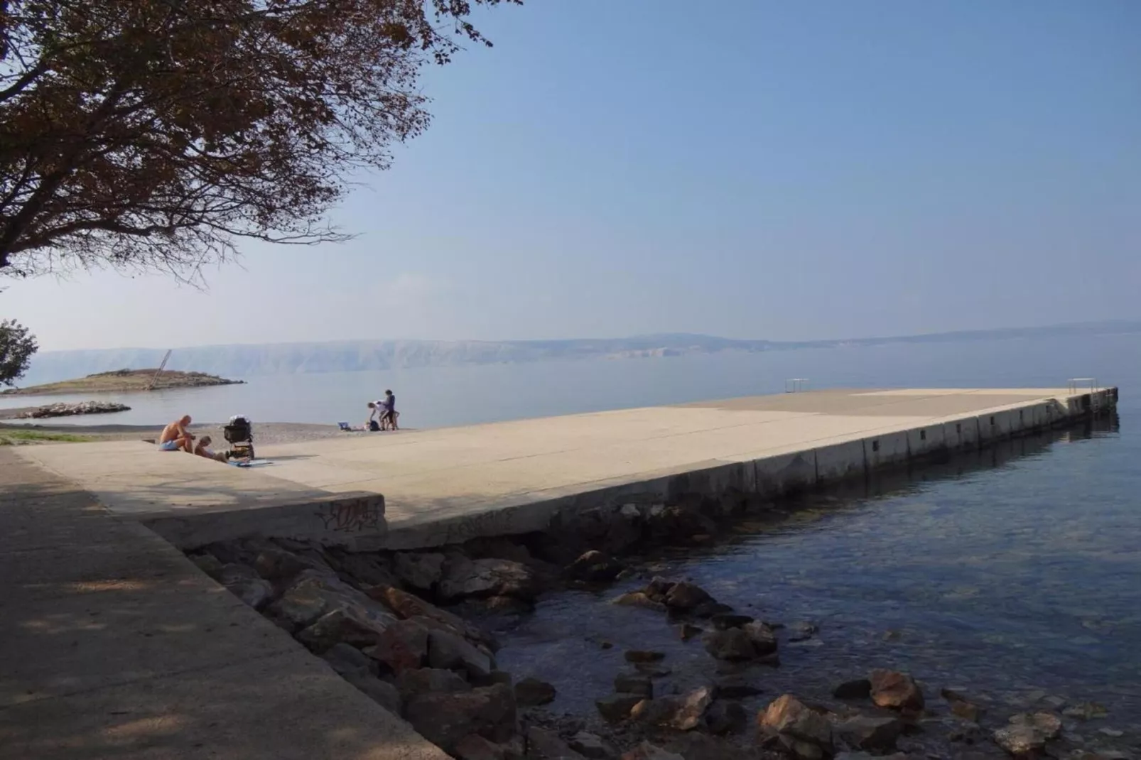 Dalmacija 6-Areas within 20km in summer