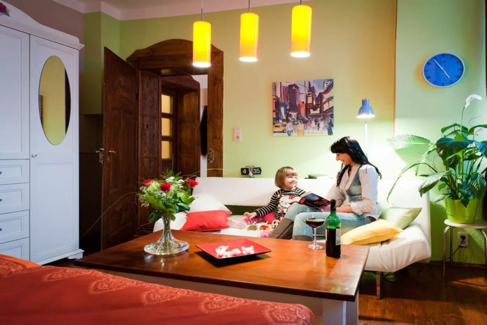 63279-Living room