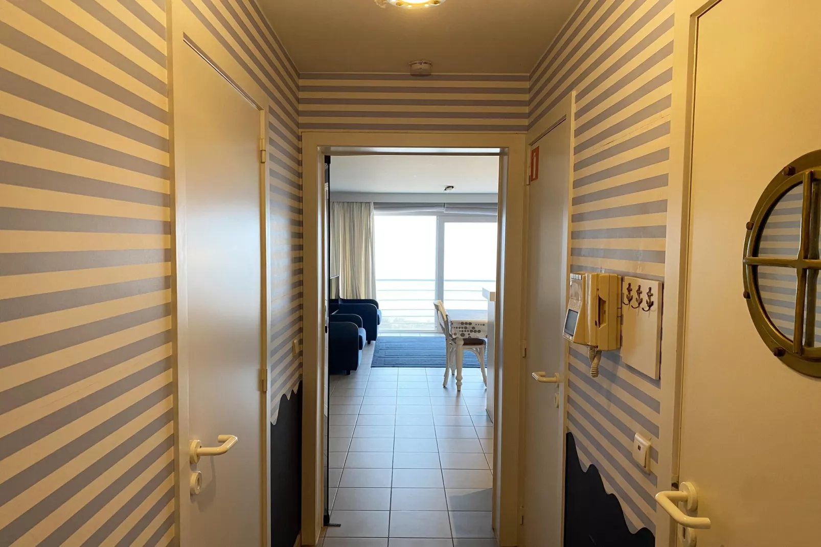 SEASIGHT A 0303GAR-Flur