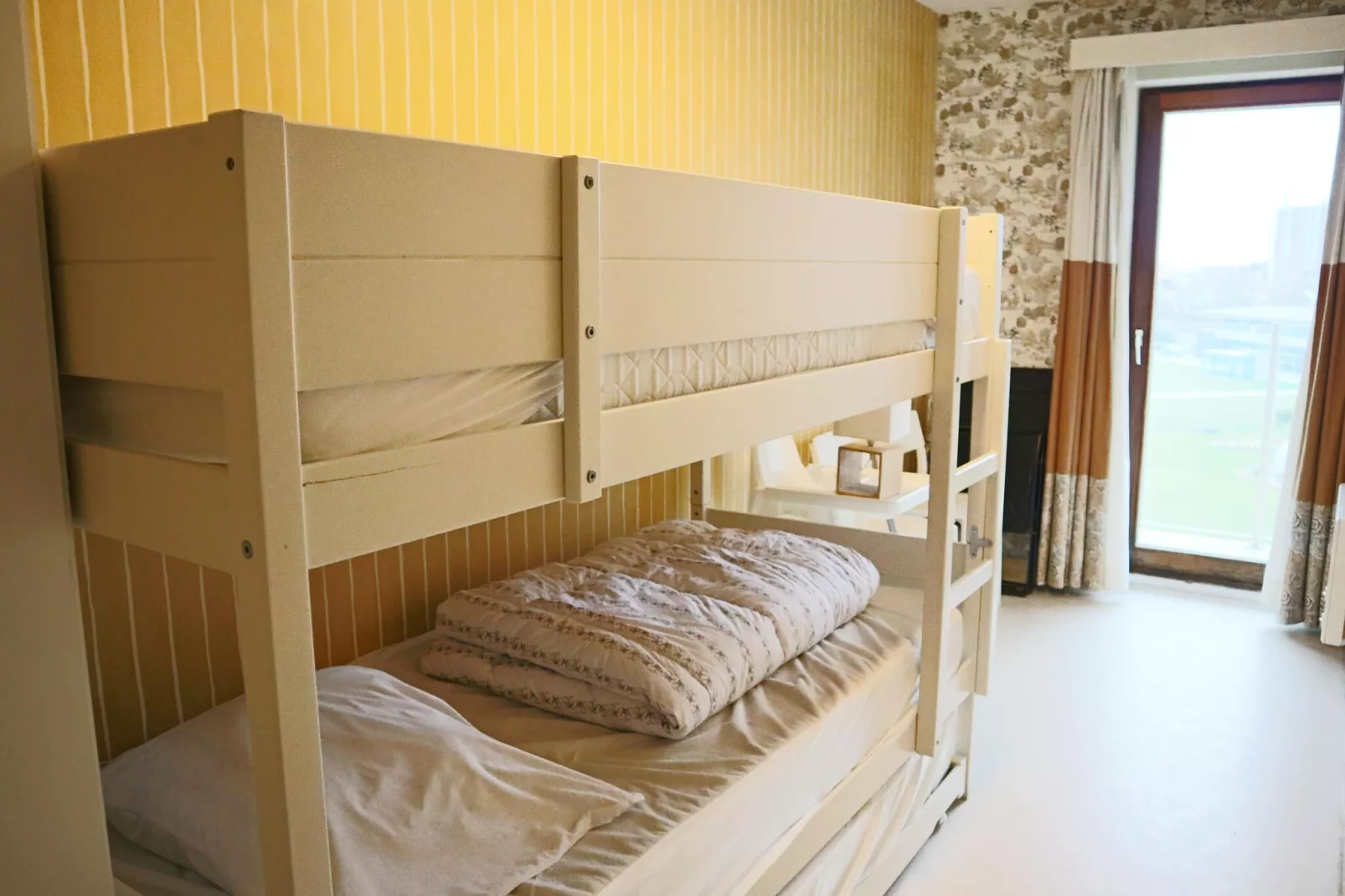 DEN OEVER IV 0401GAR-Chambre