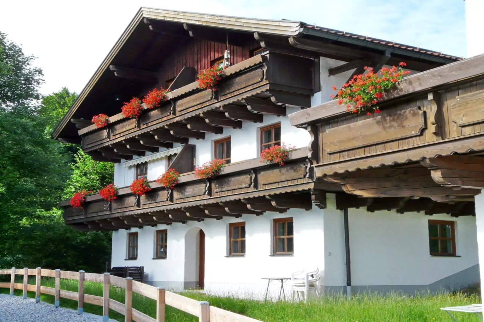 198159-Exterior in summer