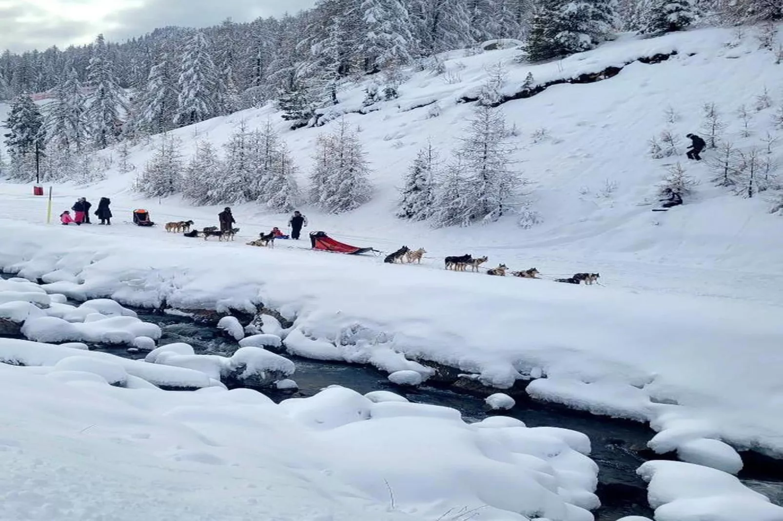 Les Terrasses d'Isola 1-Zones hiver à 20 km