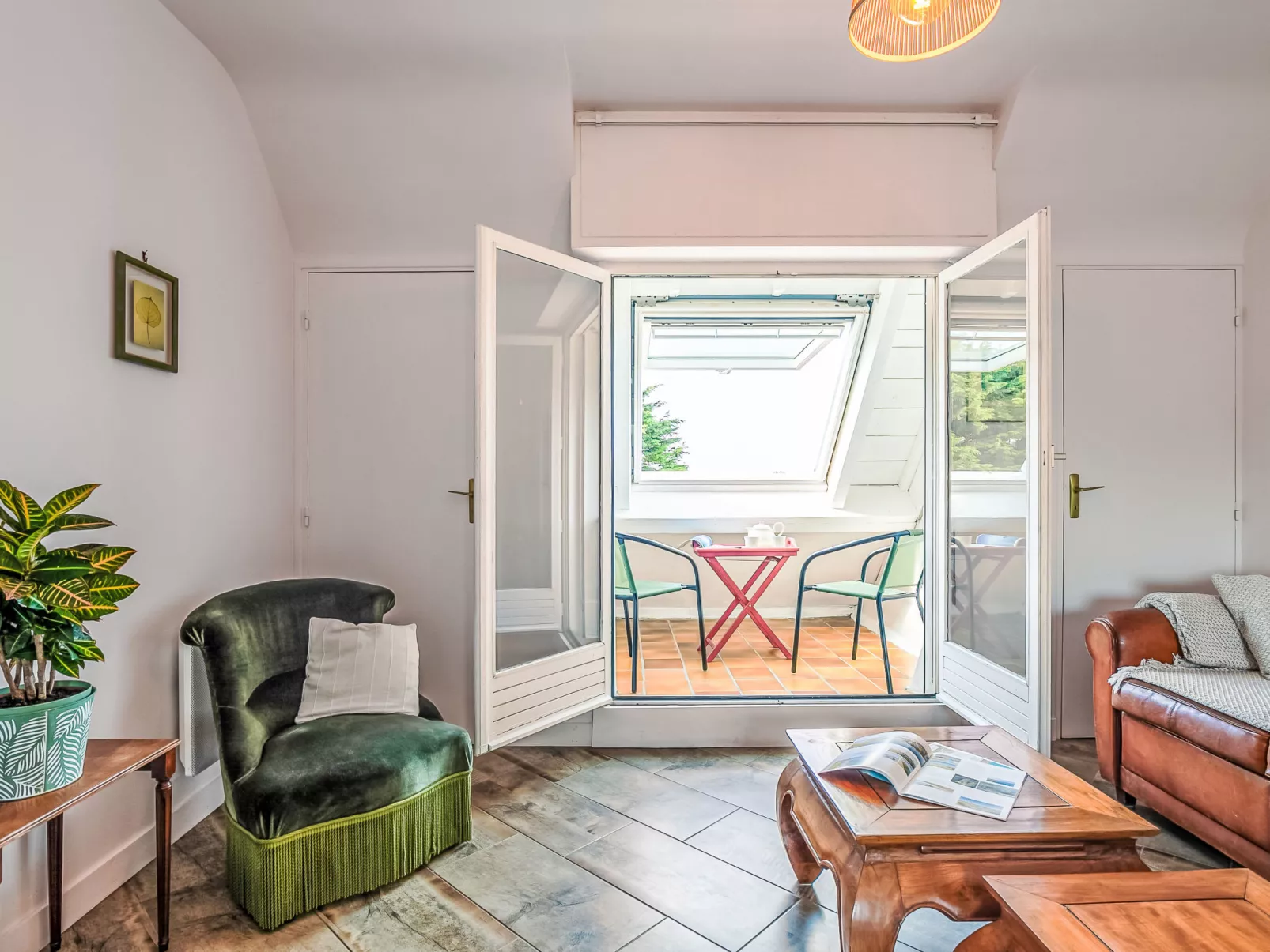 Belle Vue Mer-Inside