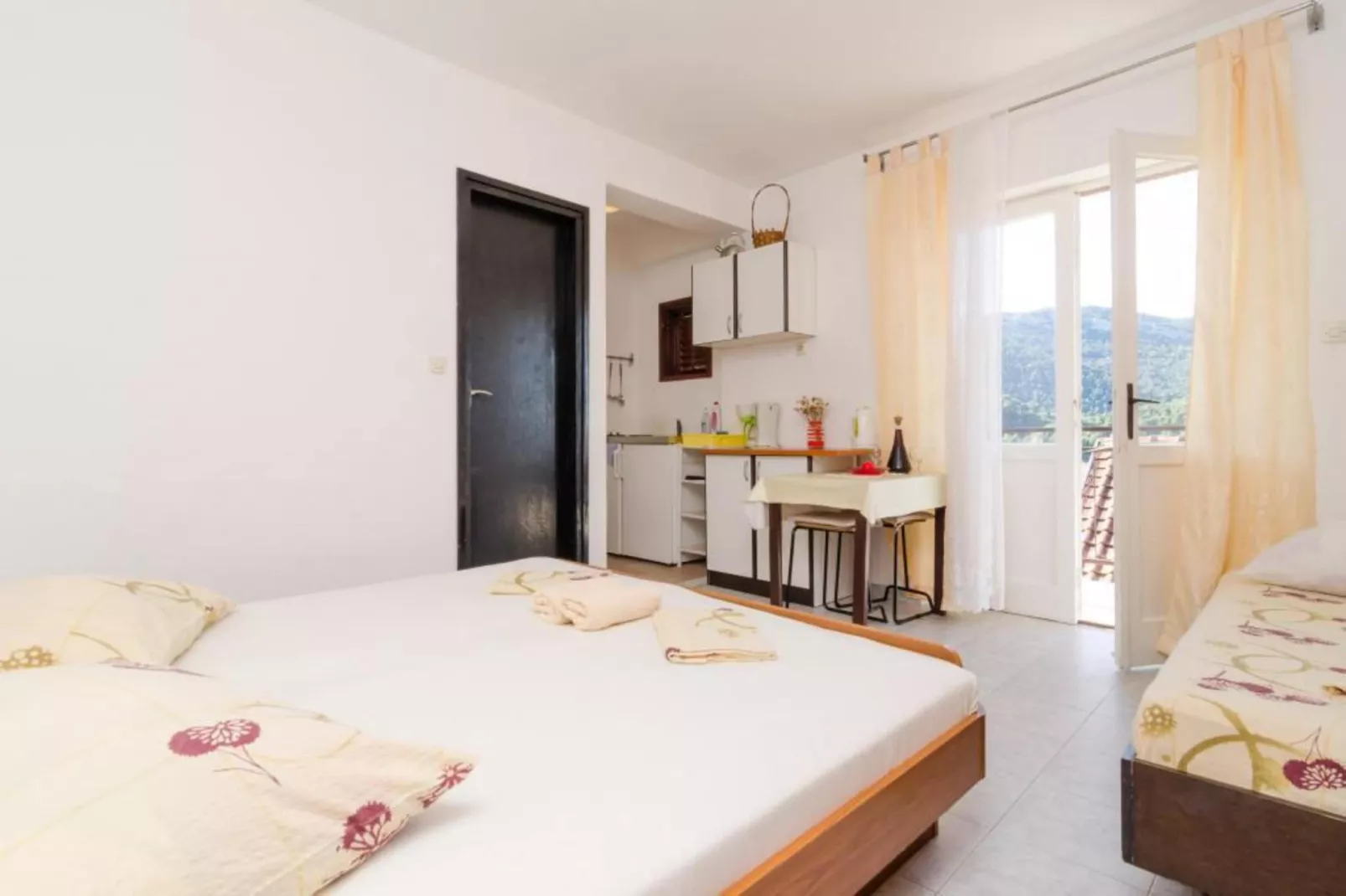 Apartments Dalmatin Žuljana - Superior Studio Apartment 2-Bedroom