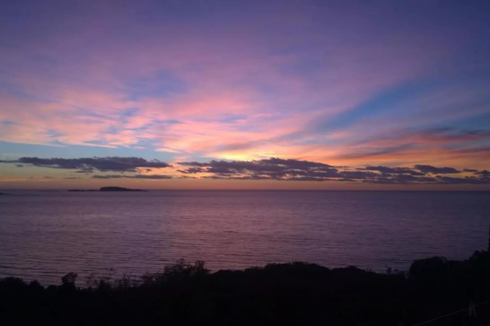 Apartments & Rooms Barišić - Double Room with Balcony and Garden View (First floor-Soba 8)-Ambiance