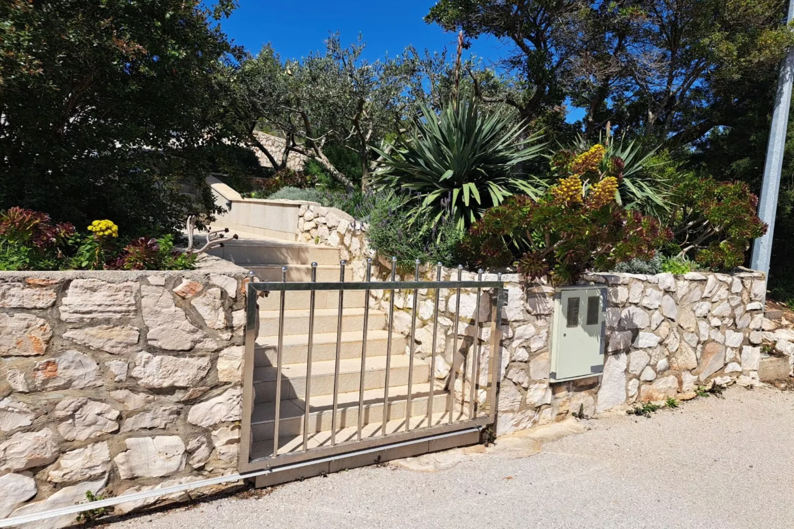 Villa Lavanda Korčula - Five Bedroom Villa with Pool and Sea View-Stairs