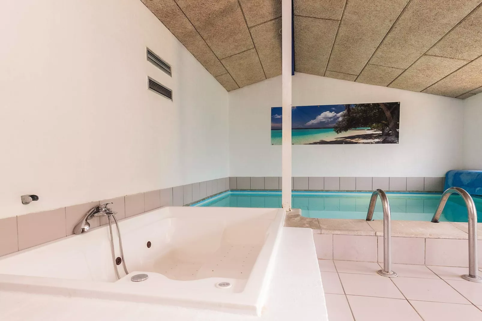 4 Sterne Ferienhaus in Væggerløse-Wellnessbereich