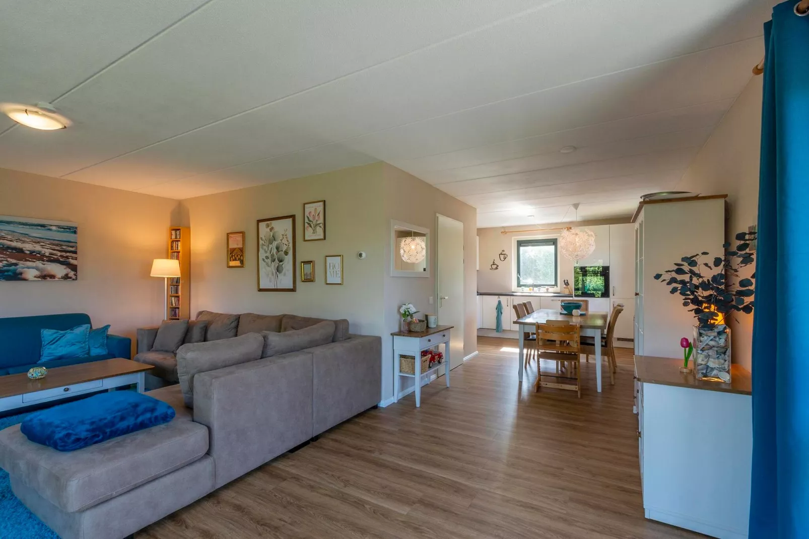 Duynopgangh 47-Living room
