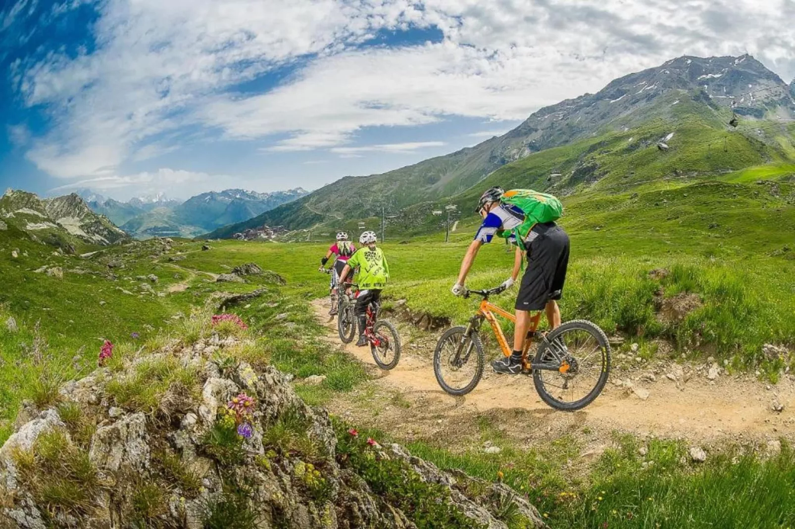 T. DU MOREL A N°25 - 2P5-Areas within 5km in summer