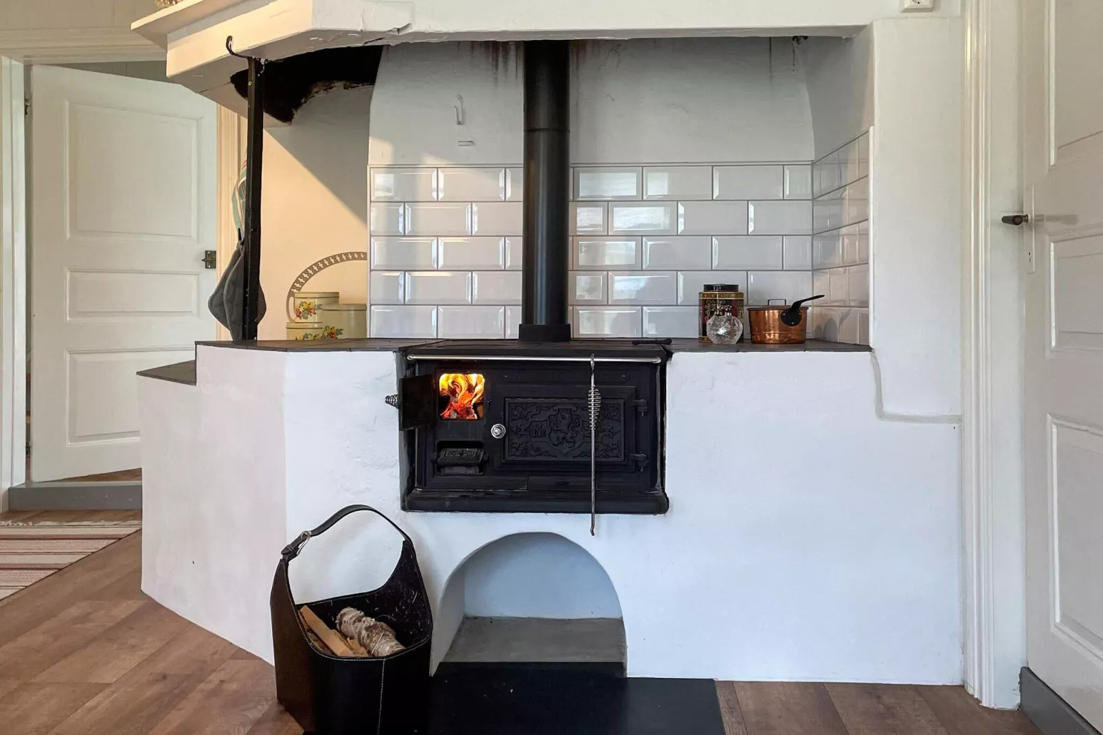 6 person holiday home in ULRICEHAMN-By Traum-Indoor