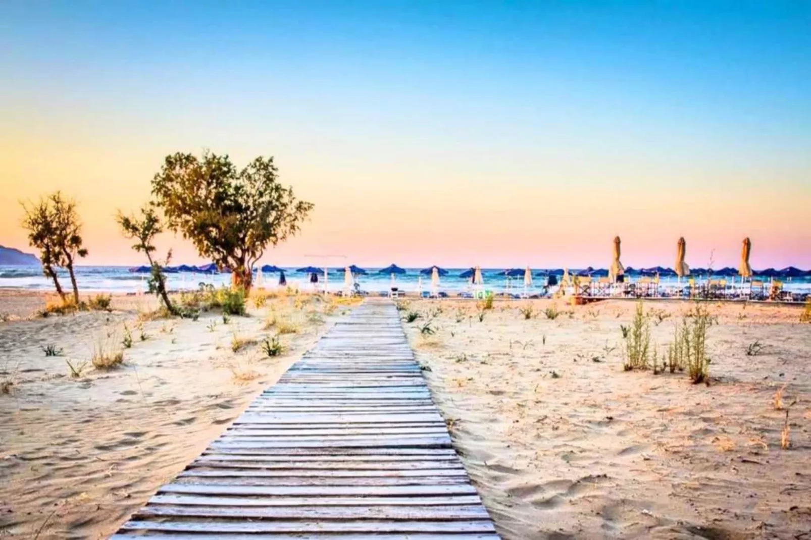 Creta Sun, 102 Studio City View-Areas within 5km in summer