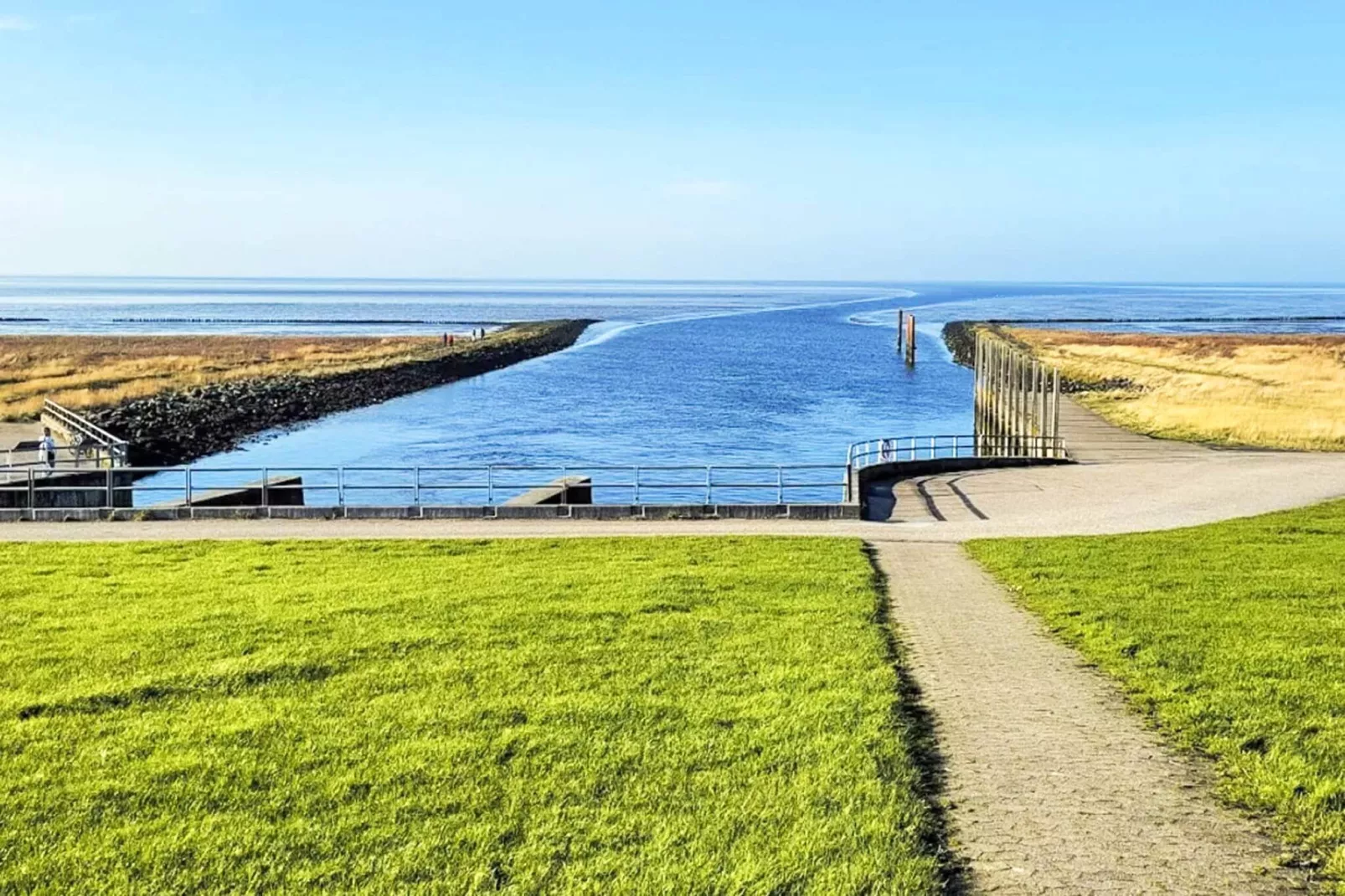 2 person holiday home in Højer-Water view