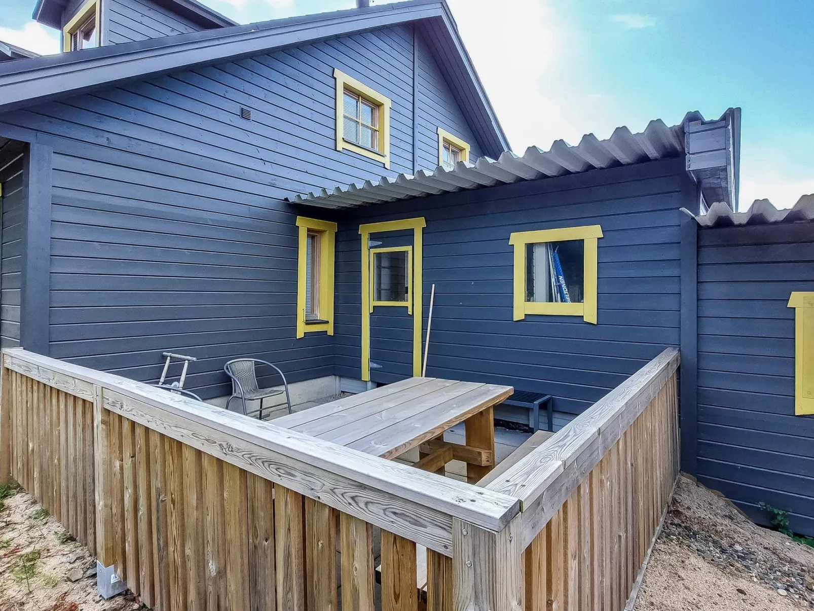 Aihki c/o villa armas 50-Inside