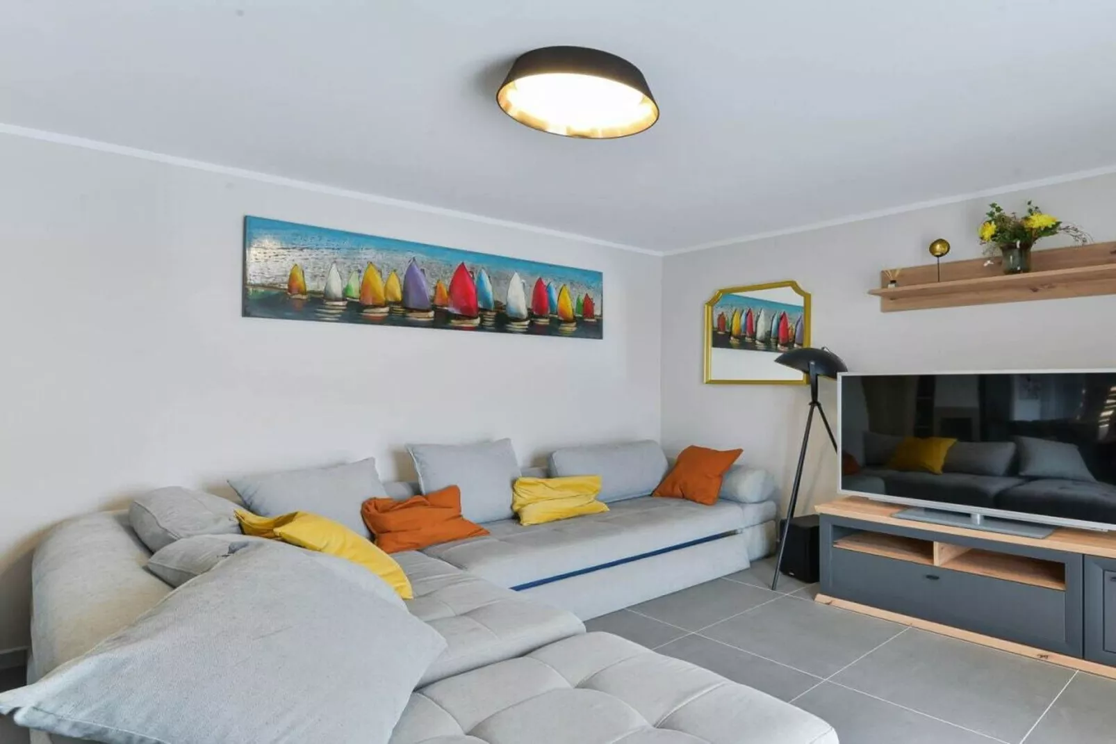 429433-Living room