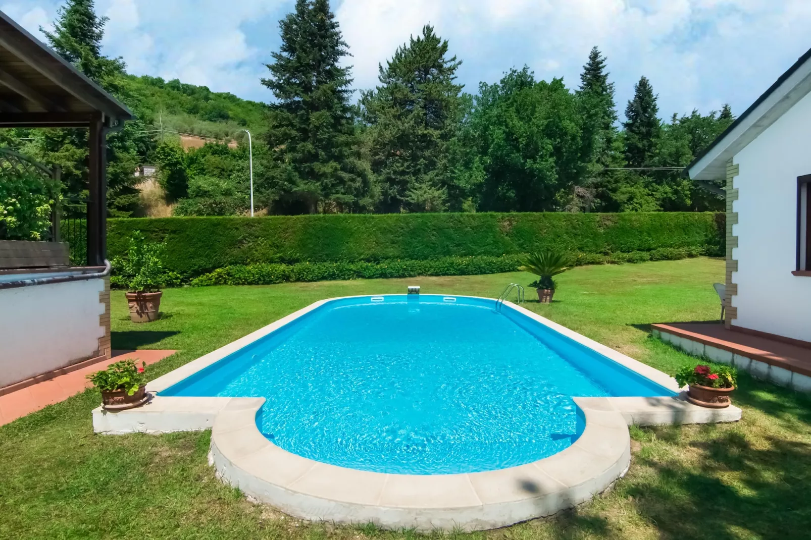 Apartamento Giardino-Schwimmbad