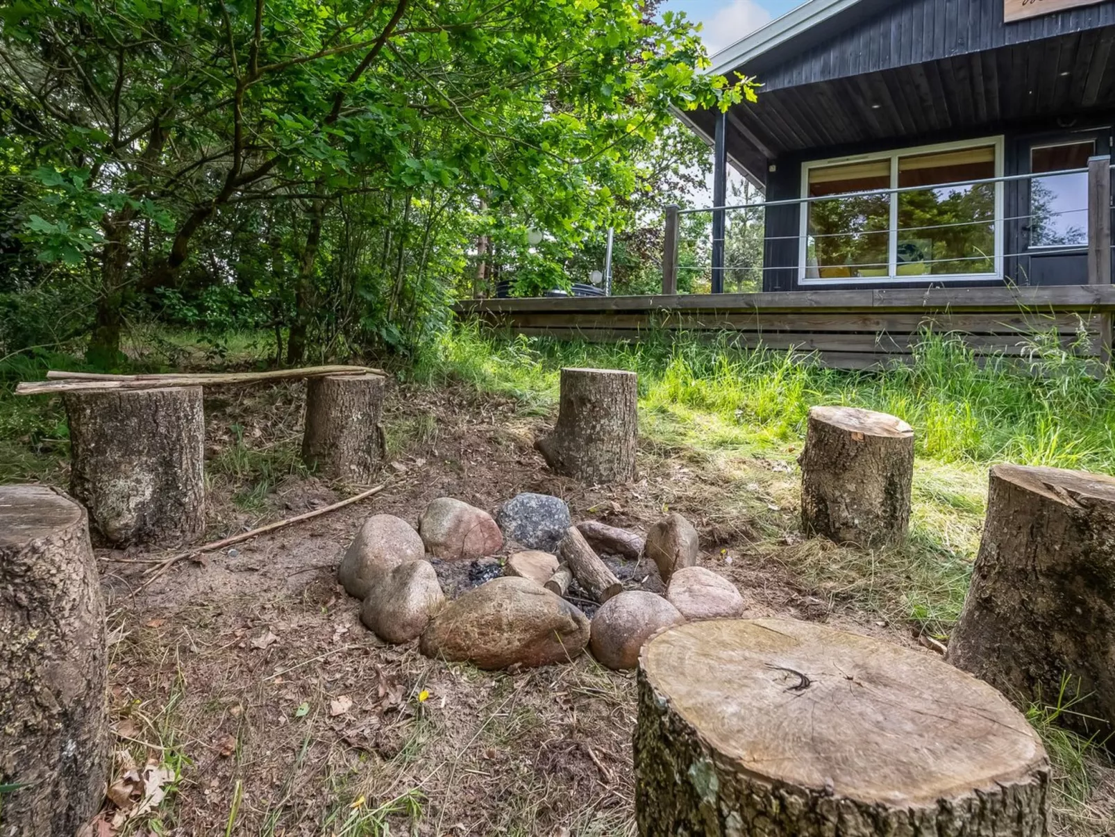 "Gunward" - 3km from the sea-Dehors