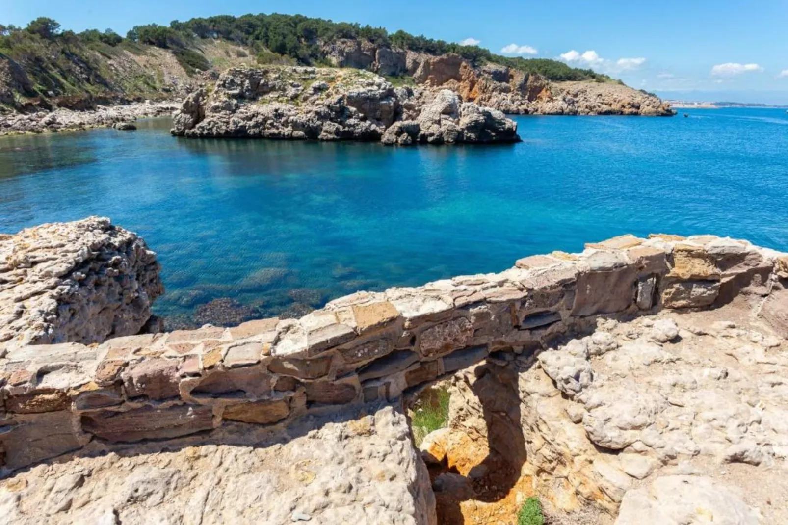 L' Escala delantero T45-Areas within 5km in summer