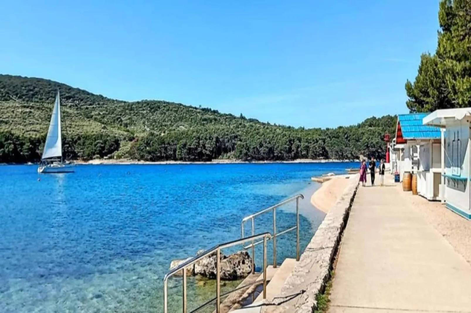 Enchanting Summer Apartment-Areas within 1km in summer