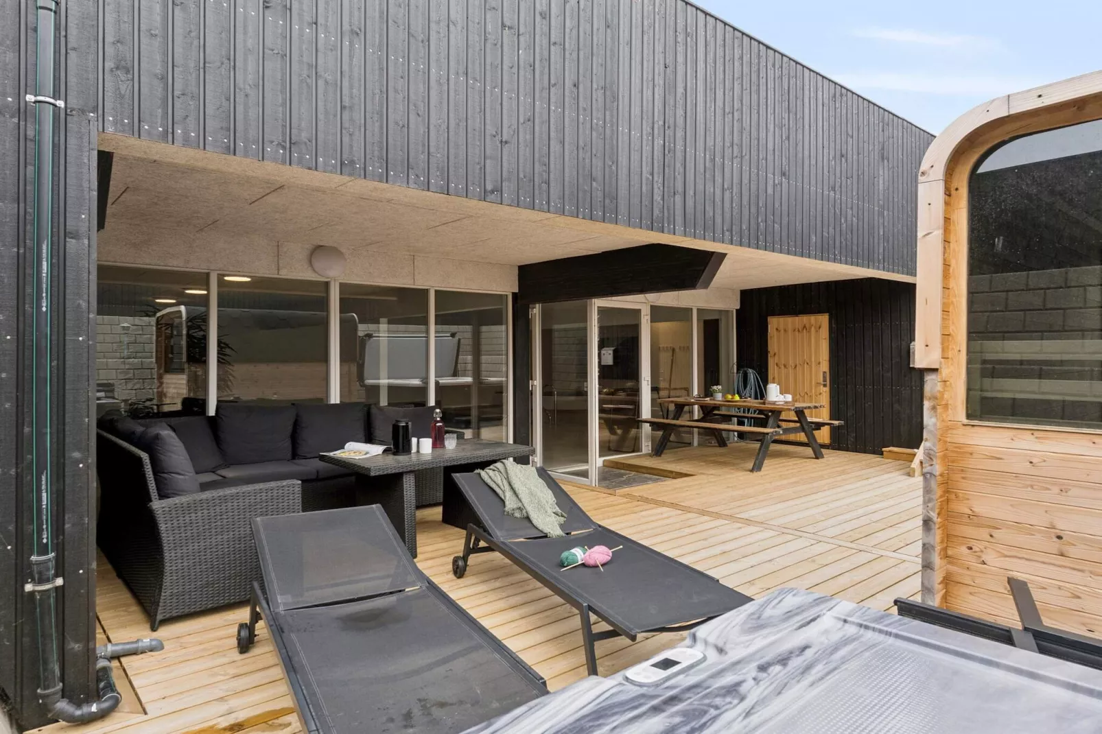 5 Sterne Ferienhaus in Blokhus-Im Freien