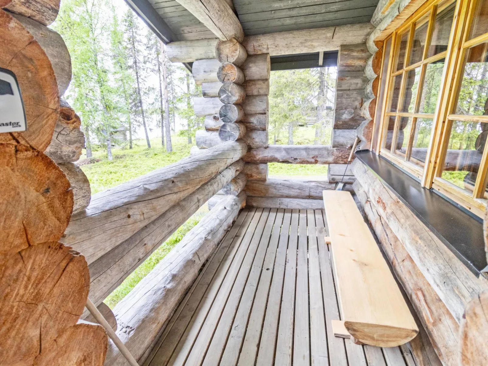 Kuontijärvi a-Inside